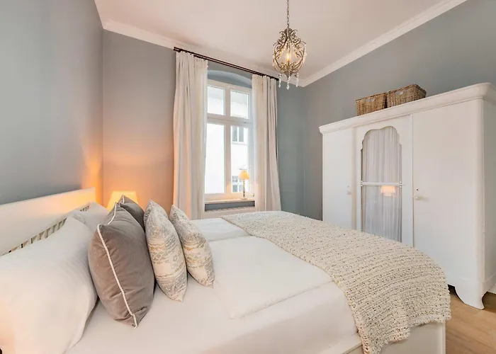 Schloss Hohenzollern 14 Heringsdorf (Usedom)